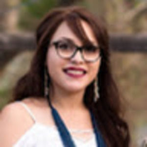 Meet your Posher, Angelica